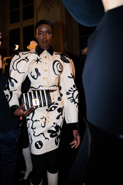 Look 17